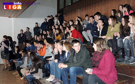IL-gimnazija-SvSava-publika Školska slava Sveti Sava (VIDEO)