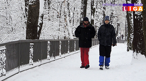 IL-sneg16-23 Zima u Ivanjici u slici i reči