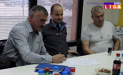 IL-proleter-potpis-sindikat Trećina radnika ''Proletera'' na bolovanju