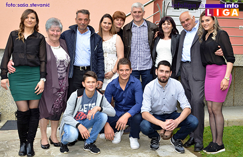 IL-Porodica-bugarcic ZLATNI MLADENCI - Ljubav neprocenjive vrednosti