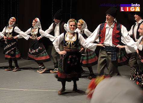 IL-koncert-folklor-DK2 37 godina uspesnog rada KUD-a Doma kulture