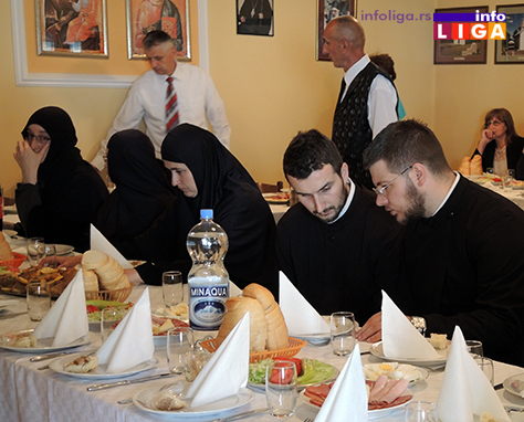 IL-crkva-rucak Položeni venci na spomen obeležje poginulim vojnicima i policajcima