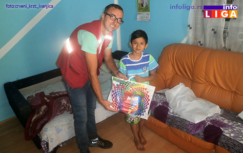 IL-crveni-krst-skolski-paketi HUMANO - Kupili školski pribor za socijalno ugroženu decu