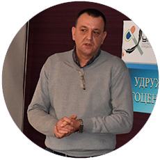 IL-panel-diskusija-zoran-lazovic Panel diskusija u Ivanjici o  medijskoj strategiji, odnosu medija i vlasti nakon privatizacije