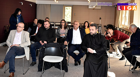 IL-panel-diskusija2 Panel diskusija u Ivanjici o medijskoj strategiji, odnosu medija i vlasti nakon privatizacije