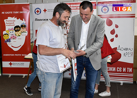 IL-nagrade-crveni-krst30 Priznanja dobrovoljnim davaocima krvi u Ivanjici (VIDEO)