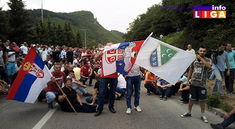 IL-protest-malinari-prijepolje2 Malinari u Prijepolju na protestu i tokom noći