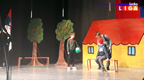 IL-skolska-deca-dan-opstine2 Školski program u okviru obeležavanja Dana opštine