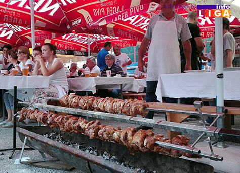IL-dragacevski-hajduk-fest-2018-1 Dragačevski ''Hajduk fest'' jači od kiše (VIDEO)