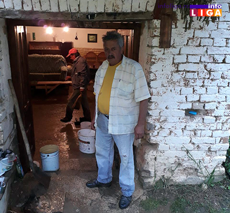 IL-poplava-rovine-vidic2 Poplavljeno domaćinstvo porodice Vidić u Rovinama (VIDEO)