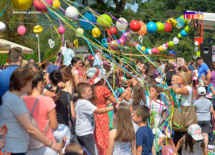 IL-nusicijada-2018-mala-parada-3 Počela Nušićijada - Ivanjicom od danas pa do nedelje vlada Nušić