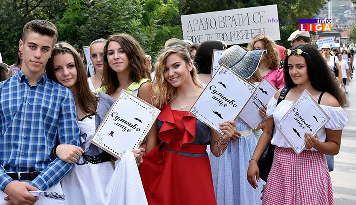 IL-nusicijada-2018-parada2 Počela Nušićijada - Ivanjicom od danas pa do nedelje vlada Nušić