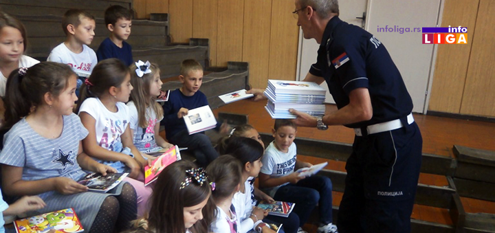 IL-bezbednost-u-saobracaju Crveni krst i policija u akciji „Zaštitimo decu u saobraćaju“