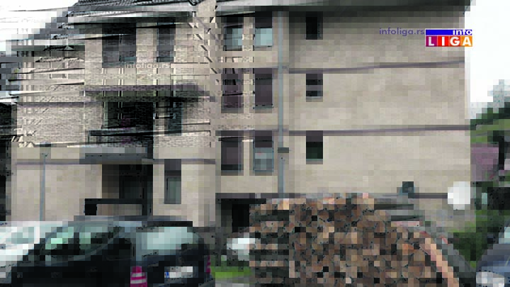 IL-rrb-nenad-i-nevenka-avramovic-zgrada Brat i sestra u Ivanjici mesecima žive zarobljeni u stanu (VIDEO)