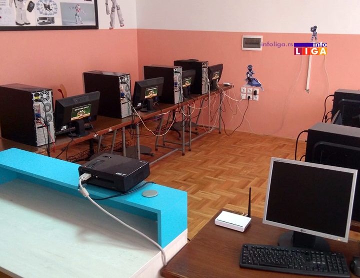 IL-os-medjurecje-ucionica2 Tri računara i preko 200 knjiga za školarce u Međurečju
