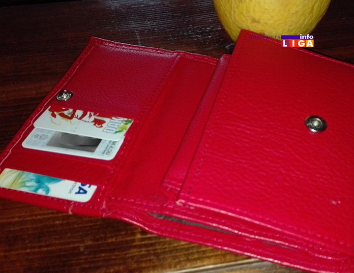 IL-novcanik Pošteni pronalazač - penzioner vlasnici vratio novčanik pun novca