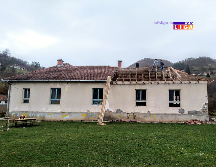 IL-skola-luke-krov2 Deo stare škole u Lukama dobija novi krov