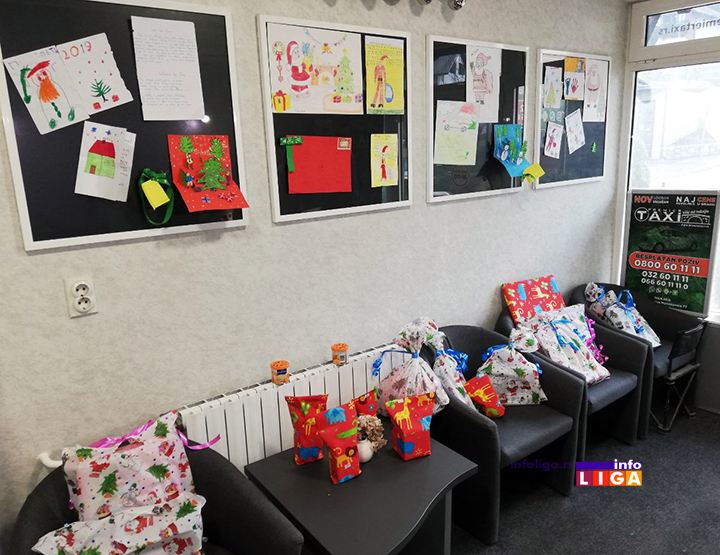 IL-premier-nagrade-19NG PREMIER TAXI vozi poklone za mališane