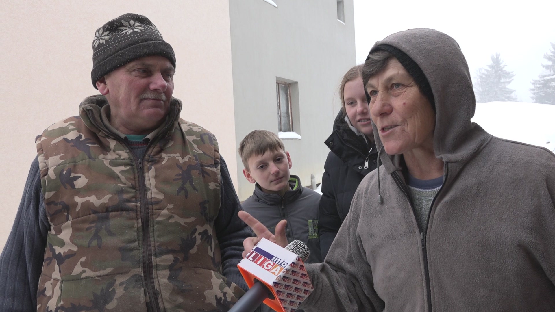 0006100437621-04-39 Iz fabrike na njivu- Boškovići se okrenuli poljoprivredi i danas im mnogi zavide (VIDEO)