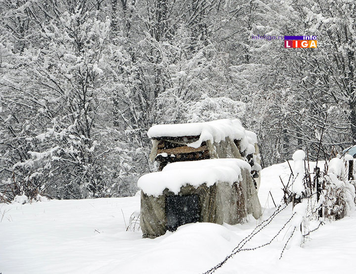 IL-paliboracki-detalj Mladić bez znakova života pronađen nadomak kuće u snegu