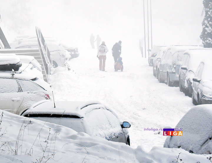 IL-sneg-vanredna-situacija U Lučanima proglašena vanredna situacija