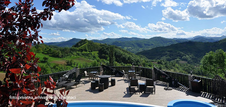 IL-ivanjicki-konaci-0 Ivanjički konaci – vaše parče raja