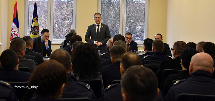 IL-mup-stefanovic-nova-zgrada2 MUP : Raspisan konkurs za osnovnu policijsku obuku za 1060 polaznika