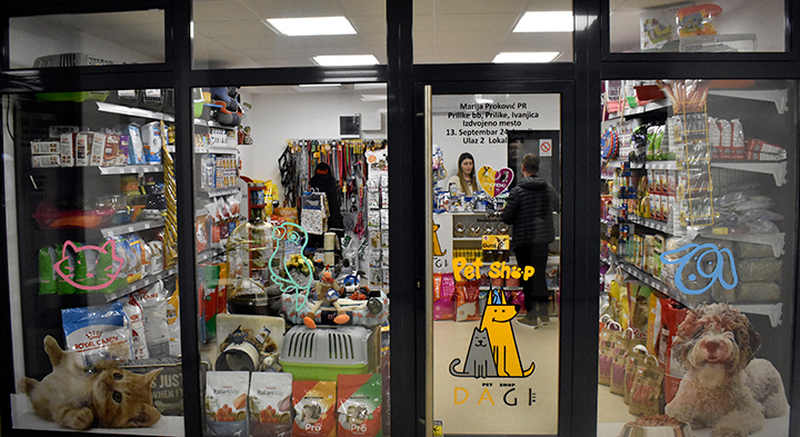 IL-petshopDAGI032-2 Petšop sa lokalnim šarmom, a svetskom ponudom u našem gradu!