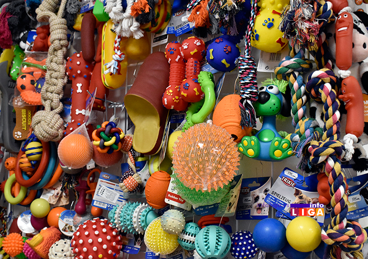 IL-petshopDAGI032-6 Petšop sa lokalnim šarmom, a svetskom ponudom u našem gradu!