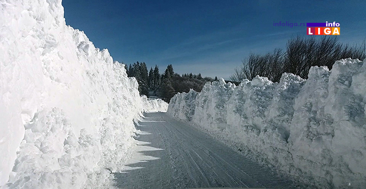 IL-putevi-sneg-golija2 Snega, u višim predelima Ivanjice, preko glave (VIDEO)
