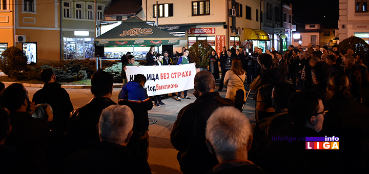 IL-4protest1od5milona-ana3 Održan četvrti građanski protest „#1od5miliona” u Ivanjici