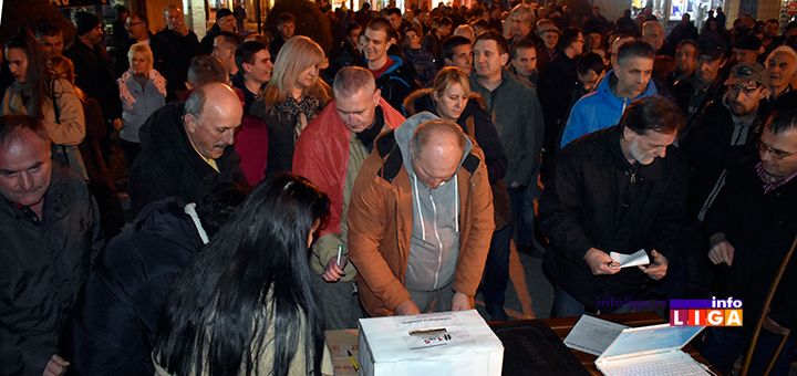 IL-sporazum-s-narodom-potpisivanje Građani potpisivali ''Sporazum sa narodom'' na trećem protestu #1od5miliona u Ivanjici