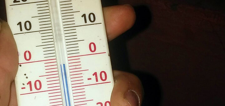 IL-sneg-u-maju-javor-termometar Sneg veje u višim predelima Ivanjice (VIDEO)