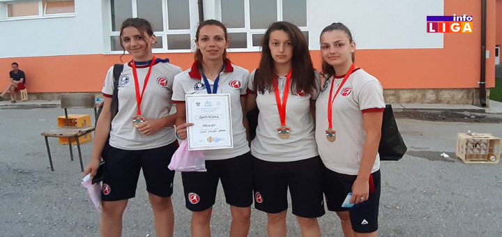 IL-NASLOVNA-1 Zlatni sjaj karatistkinja iz Ivanjice