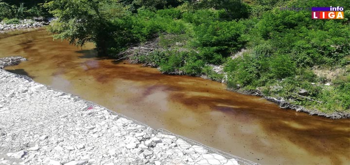 il-mrlja-moravica1 Uzbuna u Ivanjici-Moravicom pluta ogromna masna mrlja