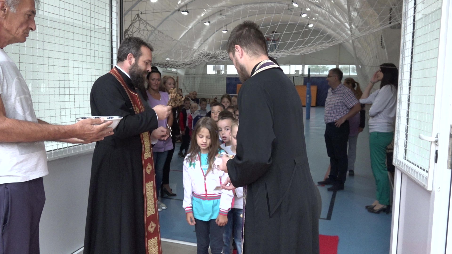 IL-Naslovna-Prilike-molba Moleban na početku školske godine u priličkoj školi (VIDEO)