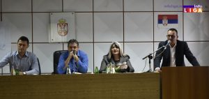 IL-skupstina-zoran-lazovic-2-300x142 Zasedanje ivanjičkog lokalnog parlamenta u znaku  investicija