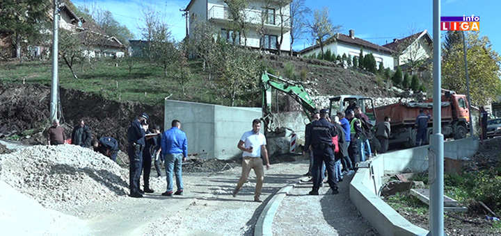 IL-ulica-dragice-par Do kada će građani Ivanjice biti taoci jednog zida? (VIDEO)