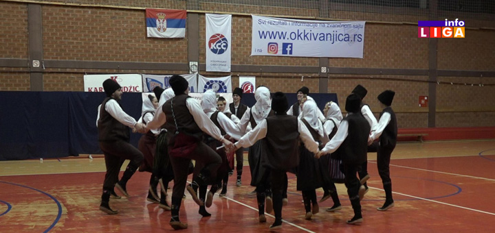IL-Novogodišnji-koncert-KUD-Moravica-naslovna Stotinu folkloraša na koncertu za pamćenje (VIDEO)
