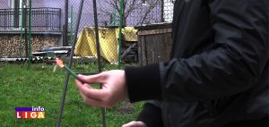 IL-Petarde-300x142 Dečaku iz Ivanjice eksplodirala petarda u ruci - teško povređen