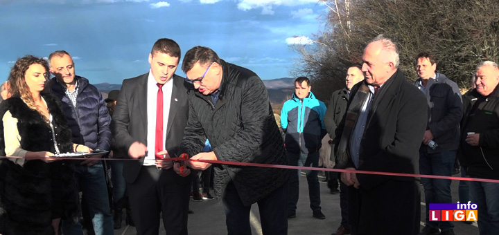 IL-naslovna-Kotraza-otvaranje-puta Preko 200 ljudi slavilo novi asfalt u Kotraži - Najavljena ulaganja u Ivanjicu (VIDEO)