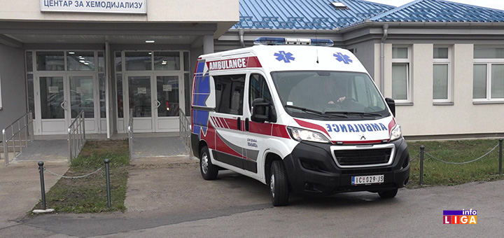 il-vozilo- Lokalna samouprava donirala sanitetsko vozilo Domu zdravlja Ivanjica (VIDEO)