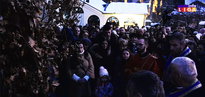 IL-badnjak-crkva Badnje veče u Ivanjici i Prilikama (VIDEO)