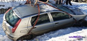 IL-zoom-led-na-putu-300x142 Oprez - Zbog leda na putevima u Ivanjici vozači u kanalu