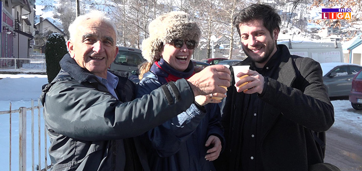 il-slika-komsije-bozic U sokačetu prijateljstva u Ivanjici na specifičan način obeležen Božić (VIDEO)