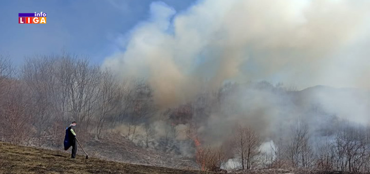 Il-Pozar-Milinkovici- Gori iznad Ivanjice - Volonteri Crvenog krsta i vatrogasci gase požare (VIDEO)