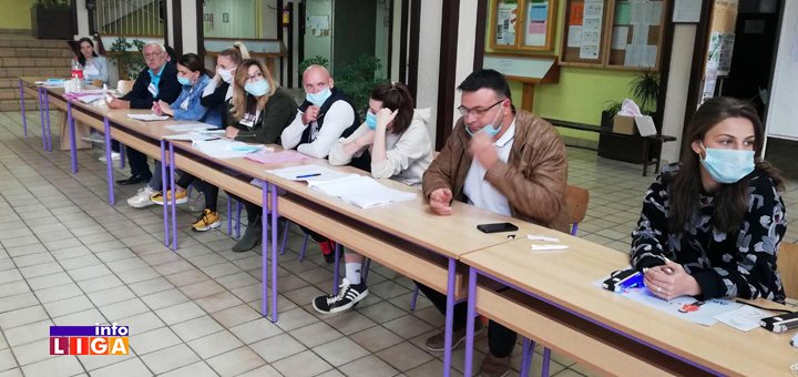 IL-Niracko-mesto-Crnjevo- UŽIVO : Ivanjica glasa - U trci za lokalni parlament 5 lista, za republički 21