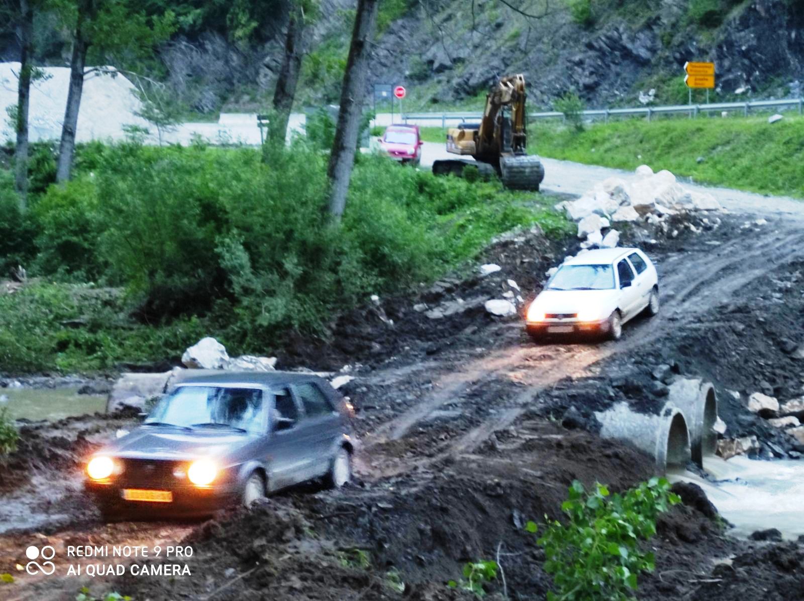 braduljica-3 Osposobljen prelaz preko reke Braduljice prema Pridvorici