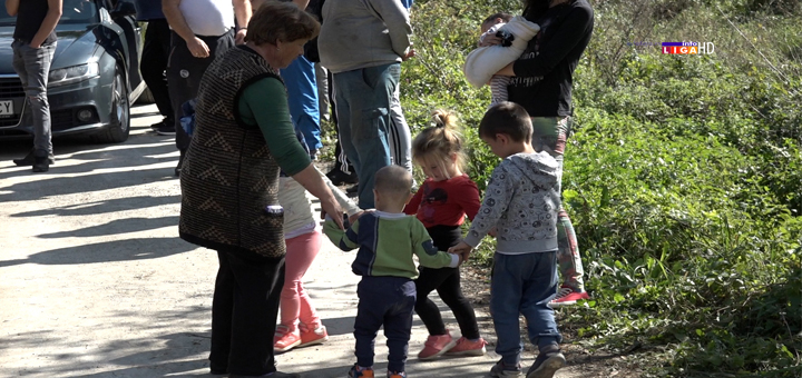 IL-Izgradnja-igralista-za-decu- Niče igralište za mališane ivanjičkog naselja Grabovica (VIDEO)