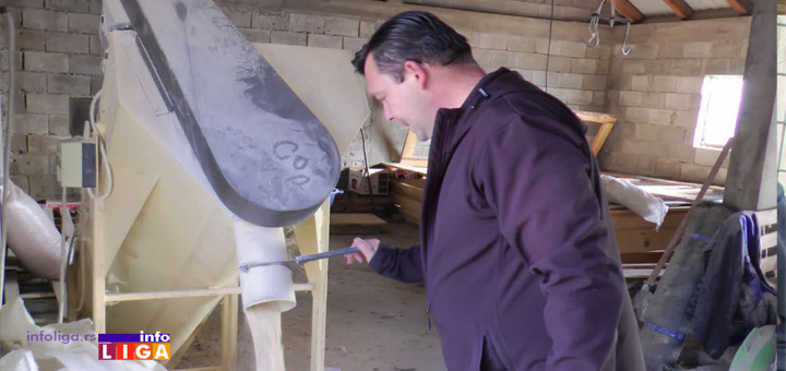 IL-Cajetina-posao-uzgoj-svinja Porodica Luković razvila uspešan biznis sa uzgojem prasadi